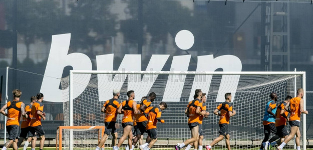 El Valencia entrenando