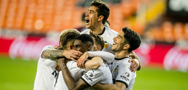 El Mestalla celebrando un gol