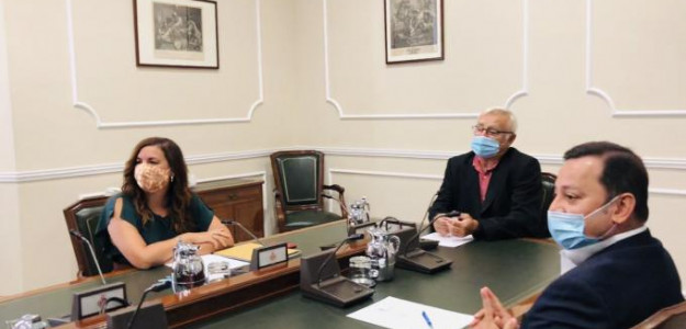 Sandra Gómez, Joan Ribó y Anil Murthy