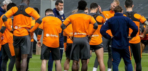 El Valencia entrenando