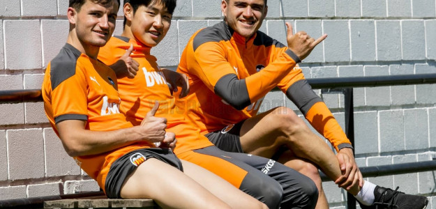 Hugo Guillamón, Kang in Lee y Maxi