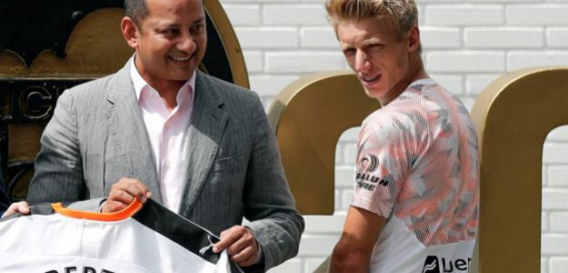 Daniel Wass y Anil Murthy