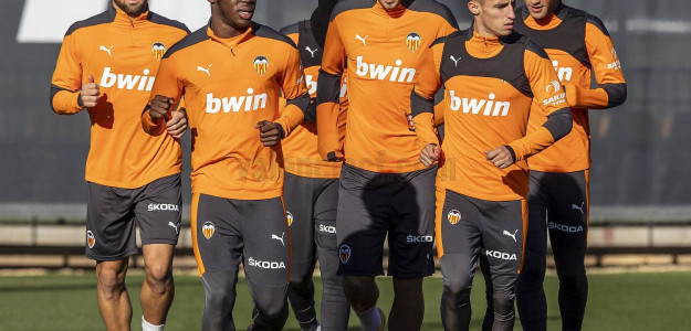 El Valencia entrenando