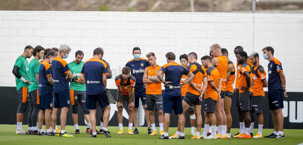 El Valencia entrenando