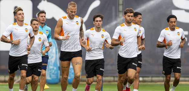 El Valencia entrenando