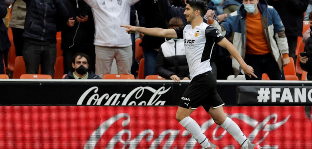 Carlos Soler