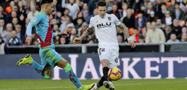 Santi Mina Rayo