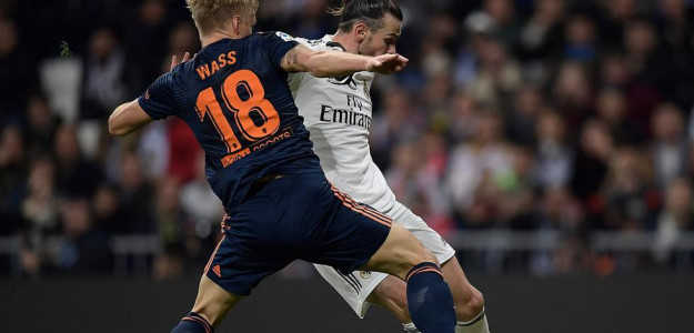Daniel Wass y Gareth Bale