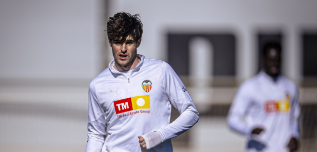 Javi Guerra recupera su nivel tras la llegada de Guido Rodríguez