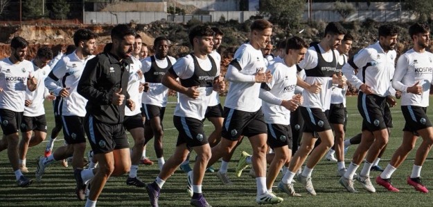 Castellón busca consolidar su ascenso ante un Granada necesitado de puntos