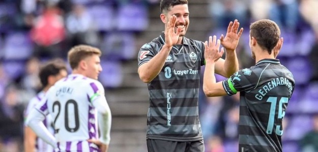 El equilibrio de Barri y Gerenabarrena impulsa al Castellón en Segunda División