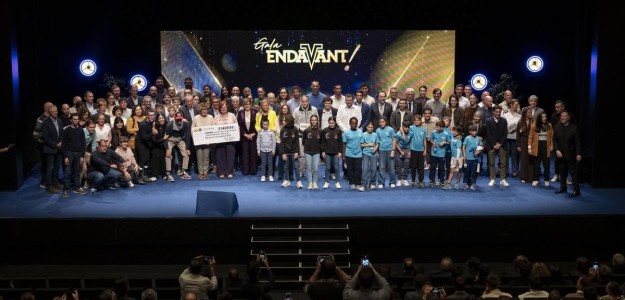 La Gala Endavant del Villarreal CF: un evento solidario y lleno de reconocimientos en Castellón