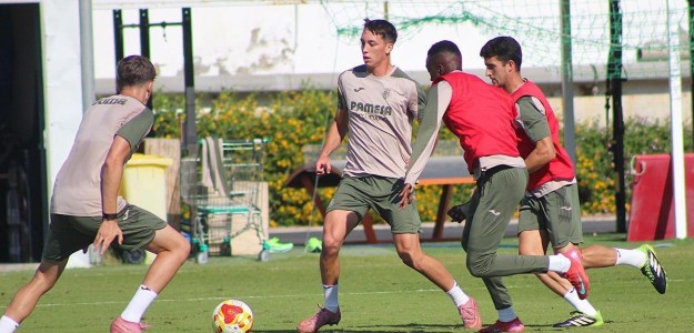 La Semana Náutica del Real Club de Regatas de Alicante: tradición, deporte y convivencia en el mar