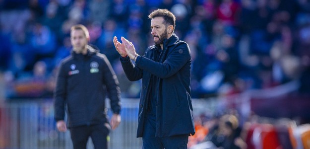 Victoria y eliminación: el Valencia cae ante el Athletic en un duelo histórico en Mestalla