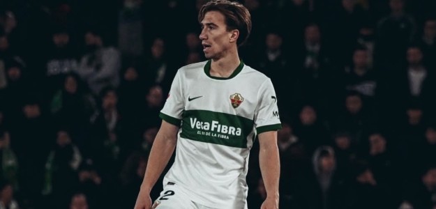 David Affengruber durante un partido con el Elche en el Martínez Valero