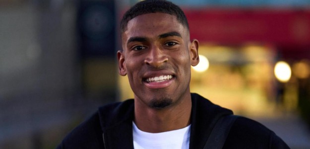 Cristhian Mosquera durante su debut con la selección española absoluta