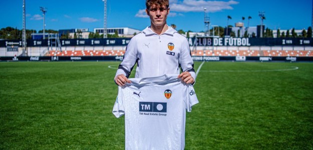 Joel Fontanet durante un entrenamiento con el Valencia CF