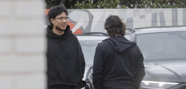 Kiat Lim llegando a la Ciutat Esportiva de Paterna para reunión directiva