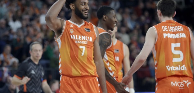Pedro Martínez durante un partido del Valencia Basket en Liga Endesa