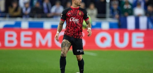 Pablo Maffeo durante un partido con el RCD Mallorca esta temporada