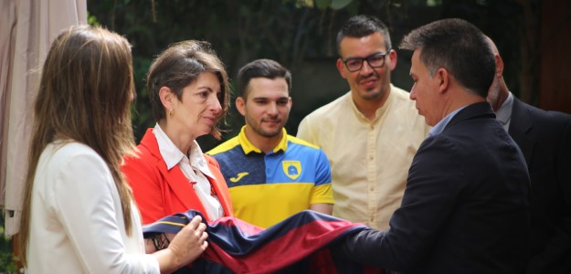 Delegación del Levante UD durante su visita oficial a Costa Rica