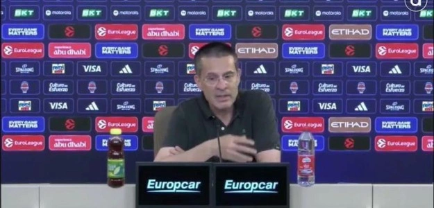 Dimitris Giannakopoulos durante un partido de Euroliga con el Panathinaikos