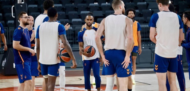 Valencia Basket entrenando antes del partido decisivo ante Panathinaikos