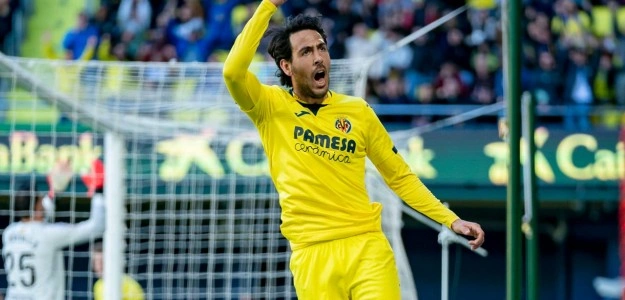 Dani Parejo durante un partido con la camiseta del Villarreal CF