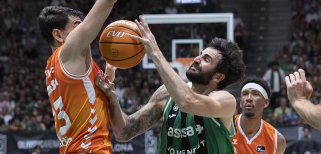 Jean Montero celebra canasta decisiva Valencia Basket semifinal Liga Endesa