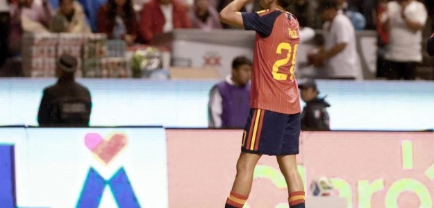 Oyarzabal y Ferran Torres durante entrenamiento selección española Puebla
