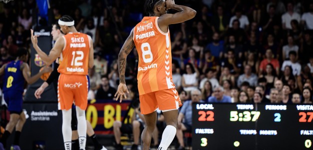 Jean Montero con la camiseta de Valencia Basket durante partido ACB