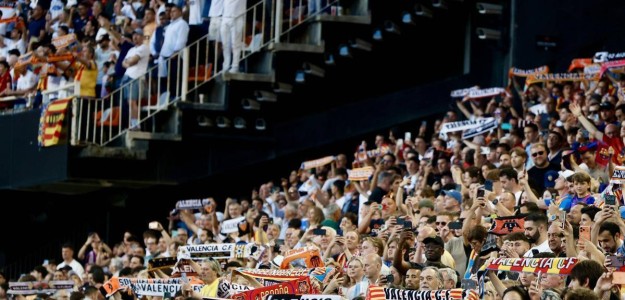 Estadio Mestalla Valencia CF campaña abonados temporada despedida