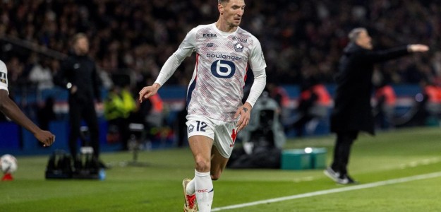 Thomas Meunier durante un partido con la selección belga
