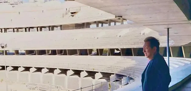 Peter Lim visita obras Nou Mestalla Valencia CF