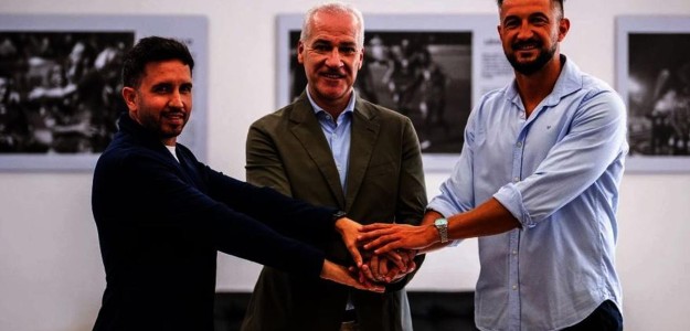 Pablo Sánchez presidente Levante UD rueda de prensa mercado fichajes
