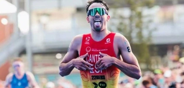 David Cantero triatleta Valencia plata Series Mundiales Weihai