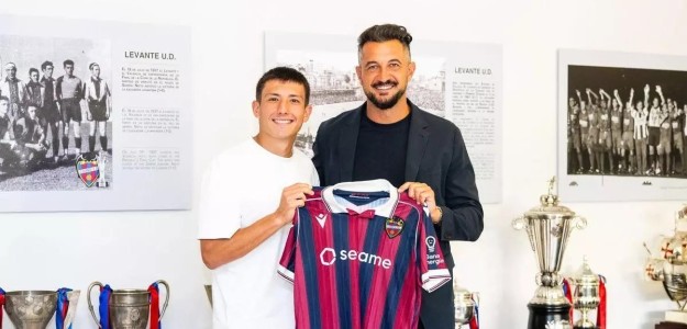 Thiago Fernández, extremo argentino, nuevo jugador cedido del Levante UD
