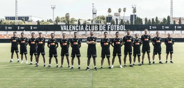 Entrenamiento Valencia CF Ciutat Esportiva Paterna pretemporada
