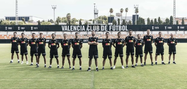 Entrenamiento Valencia CF Ciutat Esportiva Paterna pretemporada