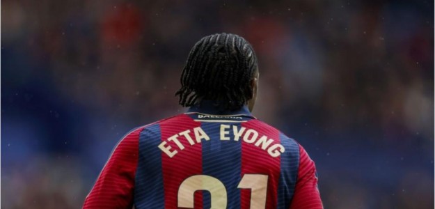 Etta Eyong en entrenamiento del Levante UD con molestias musculares
