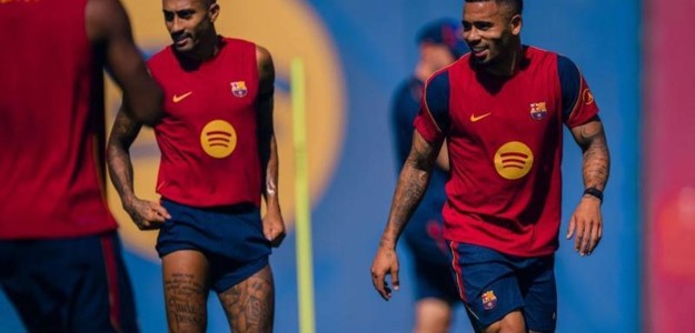 Gabriel Jesús en entrenamiento con Barcelona antes de Mestalla