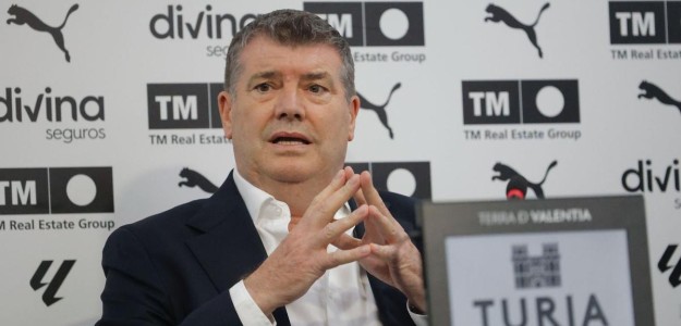 Ron Gourlay, CEO de Fútbol del Valencia CF, en conferencia de prensa