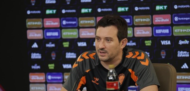 Xavi Albert, entrenador Valencia Basket, en rueda de prensa previa a París