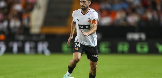 Javier Aguirre en rueda de prensa confirmando recuperaciones Valencia CF