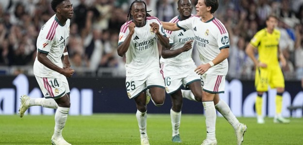 Yan Diomande celebra su primer gol con el Real Madrid en el Bernabéu