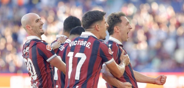 Levante UD entrenamiento formación táctica 4-1-4-1 Luís Castro