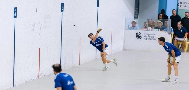 Equipo de raspall Xeraco celebra clasificación semifinales Copa Pro2