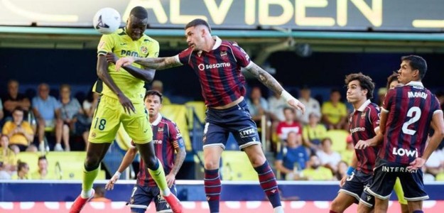 Villarreal CF celebra gol en La Cerámica derbi Levante 2026