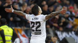 Santi Mina