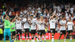 El Valencia saludando al público